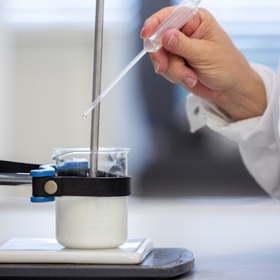 Aristoflex Sun delivers advanced rheology modification to optimize sun protection products and daily SPF formulations.