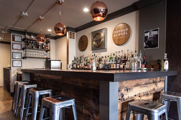 Jori Moroni welcomes Beauty Launchpad to Oak & Steel Grooming in Glen Ellyn, IL.