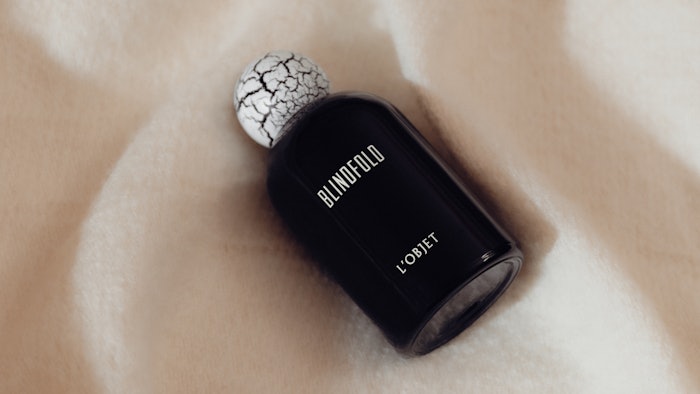 Blindfold eau de parfum includes fragrance notes of saffron, tobacco, sandalwood and tonka bean.