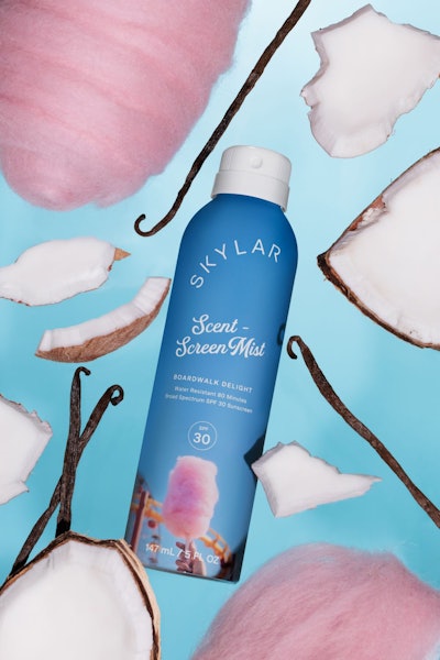 Skylar’s Boardwalk Delight Scent-Screen SPF 30 mist is formulated with red algae and copper peptides, known to help support skin hydration, smoothness, and visible signs of aging.