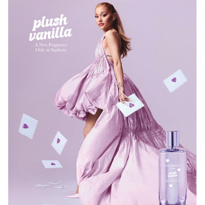 LOVENOTES Plush Vanilla includes fragrance notes of vanilla macaron, cashmere woods, amber crystals and sandalwood.
