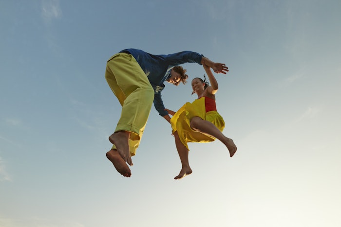 Set within the ART:1 NEW MUSEUM, the instillation allows attendees to explore the future of fragrance for consumers through the vision of Indonesian artist Yawara.