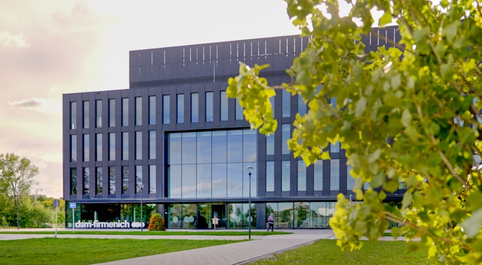 The center is named after Jacques van Marken, founder of the Yeast and Spirits Factory and a well-known Delft entrepreneur and social reformer.