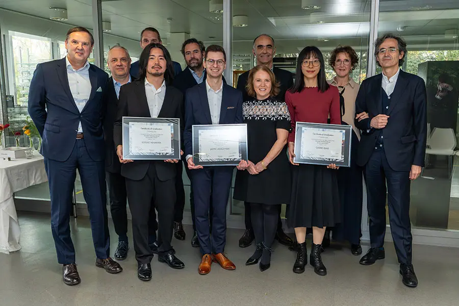 Three individuals were promoted to the title of perfumer: Jacek Laszczynski, Kosuke Minakata and Cassie Qiao.