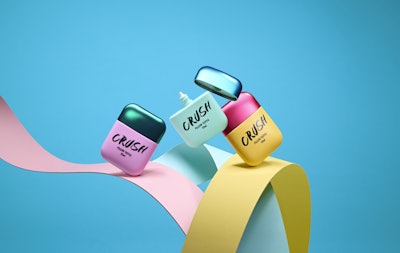 The squeezable body has a precision nozzle to ensure mess-free, controlled dispensing.