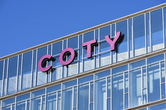 This leadership overhaul follows Coty’s Q2 FY26 results, which showed a 3% decline in like-for-like (LFL) net revenues and a 45% drop in reported operating income to $148.2 million.