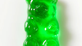 Lavender and spearmint provide a soothing combination for bedtime gummies.