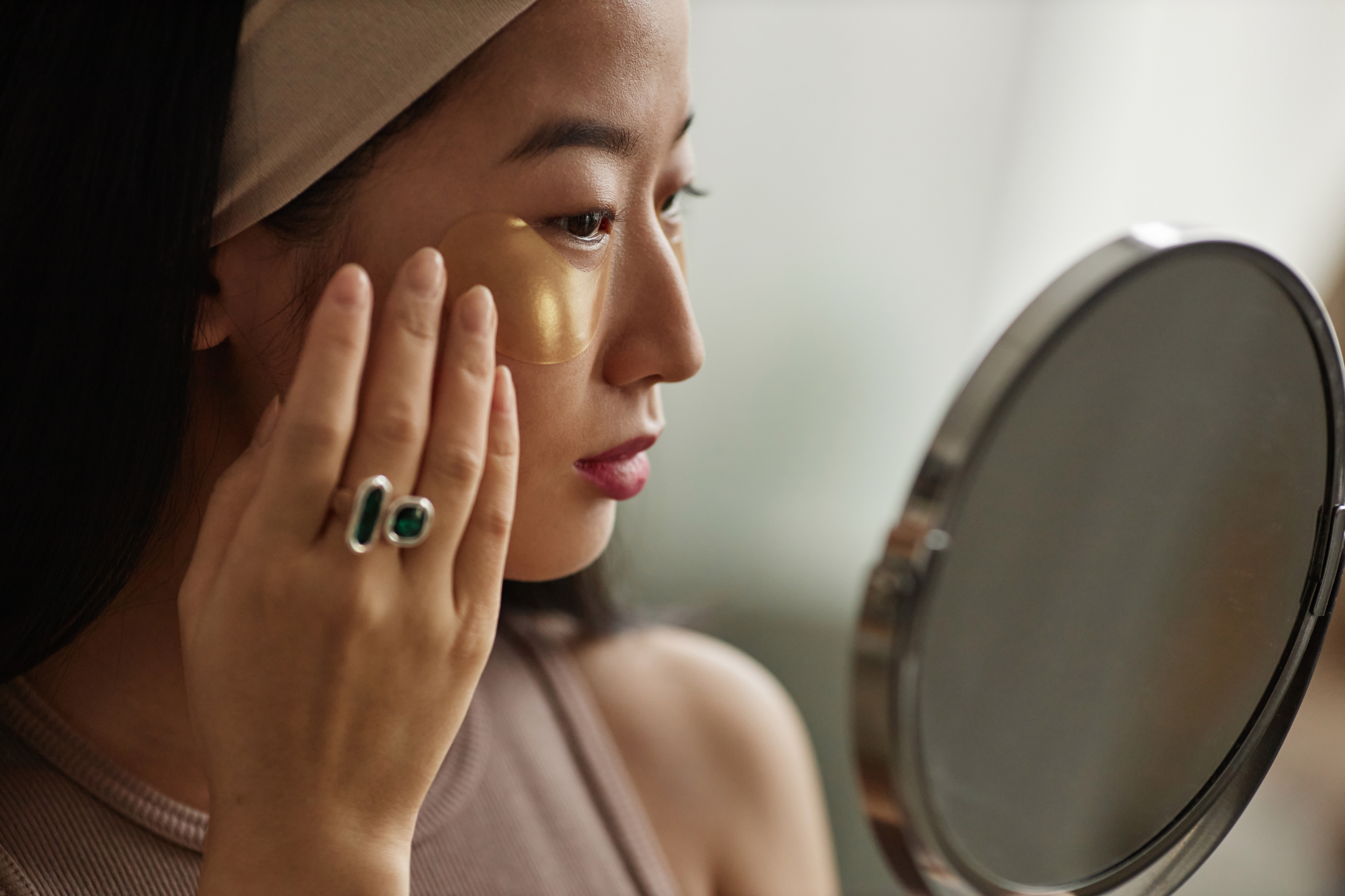 Formulation complexity and storytelling sophistication are evolving in tandem to redefine what performance means in modern beauty.