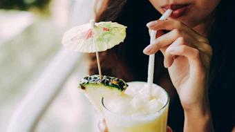 Robertet’s Colada Extract is a highly versatile ingredient that translates the sensory richness of coconut into a refined olfactive profile—shredded coconut, creamy and toasted nuances, juicy fruit facets, and a subtle pineapple flesh note evoking a natural piña colada impression.