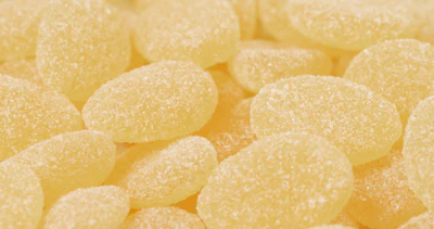 At FlavourTalk 2026, Döhler presented lemon keys with herbal, fruity and sweet effects in carbonated soft drinks, cookies and hard-boiled candy. A