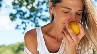 From juicy notes to cola-enhancing effects to fresh impacts in scents, citrus ingredients deliver a wide array of effects.
