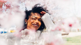Cosmo’s approach reflects a structural change in perfumery: ingredients are no longer only aesthetic building blocks, but data-informed emotional actuators.