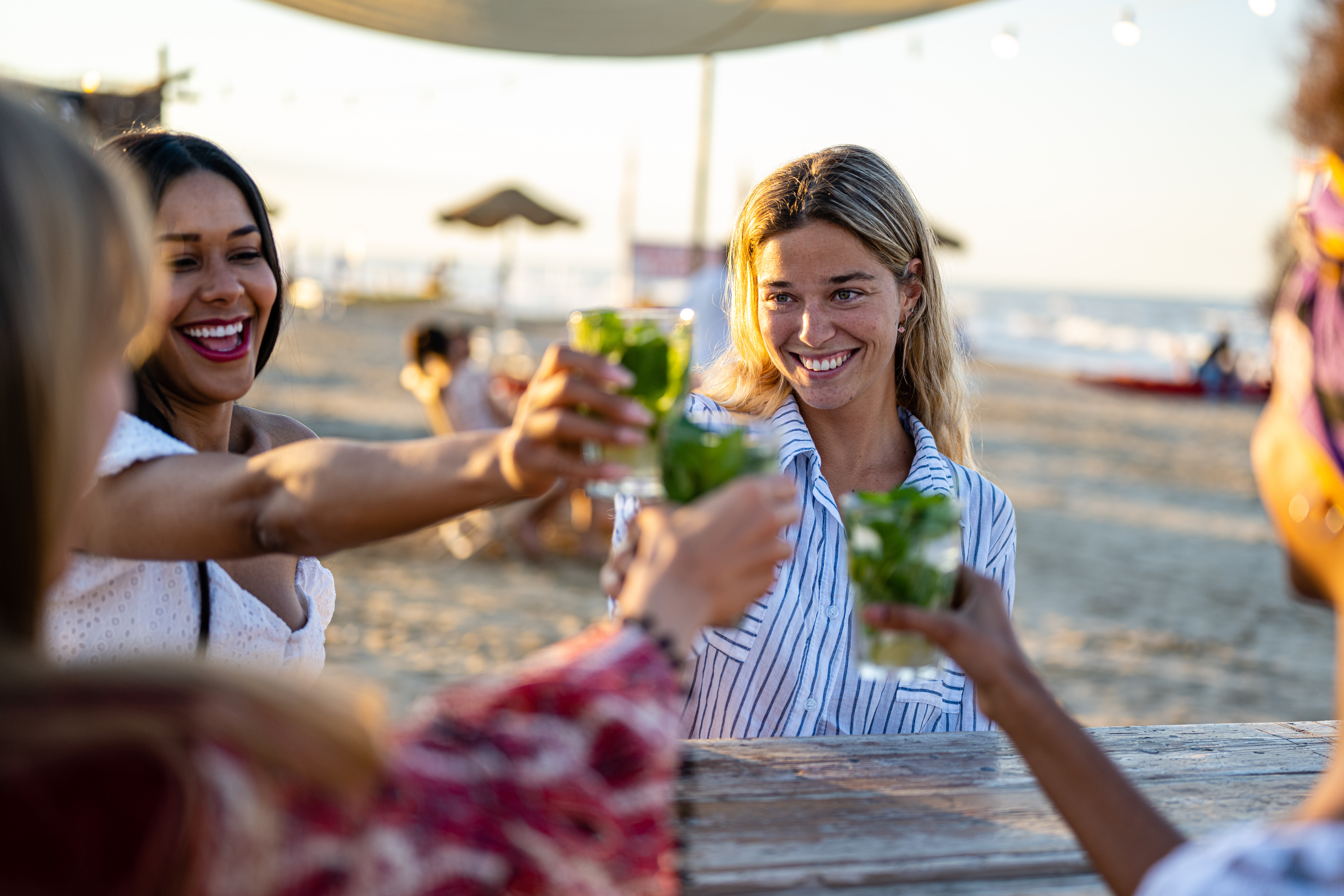 Rather than simply replicating traditional alcoholic drinks, flavor development is increasingly focused on creating layered, contemporary profiles that deliver complexity, refreshment and sensory depth without relying on alcohol itself.