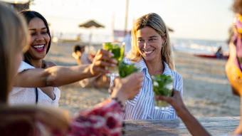 Rather than simply replicating traditional alcoholic drinks, flavor development is increasingly focused on creating layered, contemporary profiles that deliver complexity, refreshment and sensory depth without relying on alcohol itself.