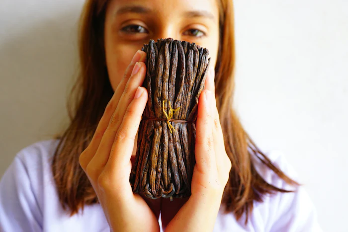The sweet, balsamic elements of natural vanillin ex vanilla beans would complement all vanilla profiles, from creamy French vanilla to beany vanilla Madagascar type, while it would provide additional complexity to variety of brown flavors, like caramel and chocolate.