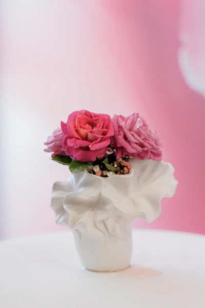 To preserve the flower's unique scent profile, Luzi captured the living rose using its proprietary ScentNovation Portrait headspace technology.