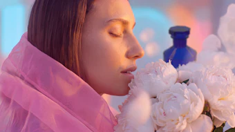 IFF is debuting the technology in fabric care with Floral Fusion, the first Sensora fragrance designed specifically for liquid laundry detergents. Part of the company's fragrance experience enhancer portfolio, Floral Fusion releases refined floral notes on dry fabrics after washing, enriching the fragrance beyond its original scent signature.