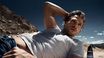 American model and actor Matthew Noszka stars as the face of the campaign.
